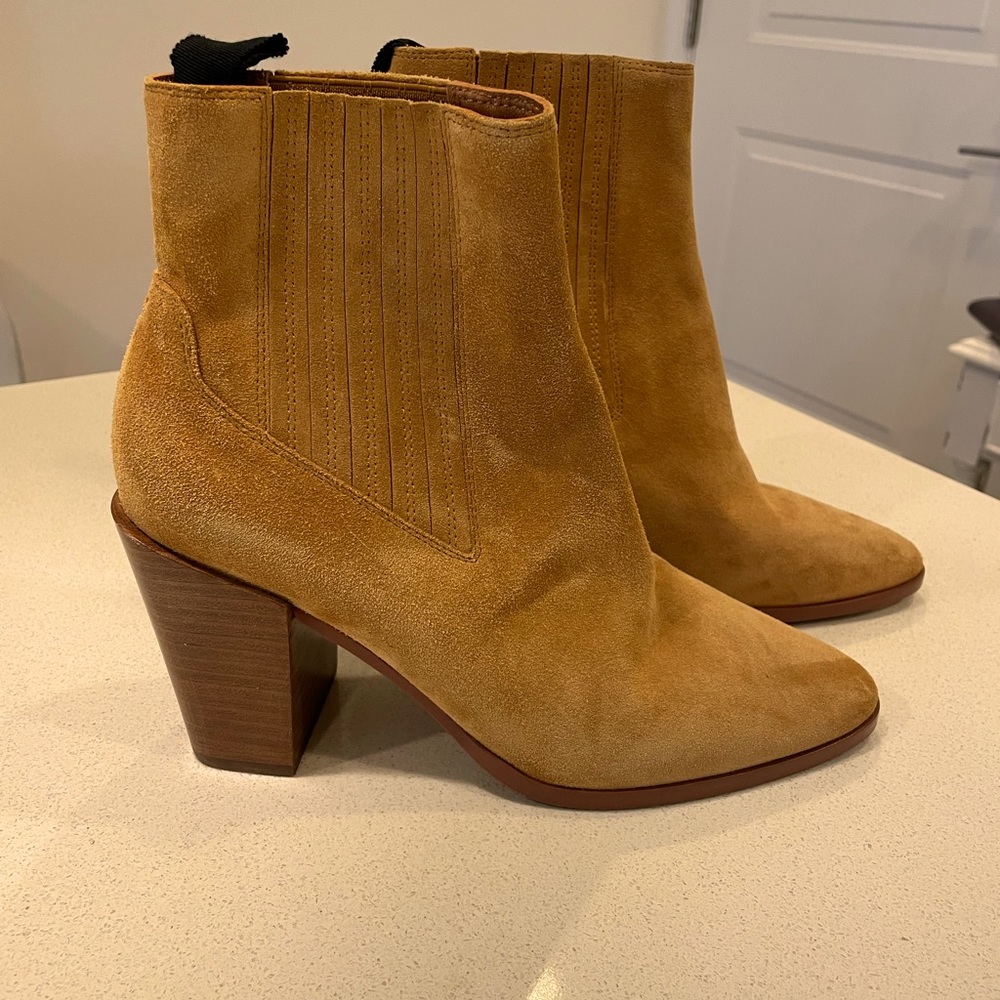 Rag & Bone NWOT suede booties brand new never worn, size 39.5